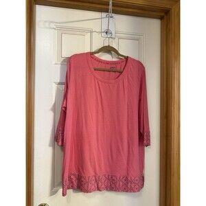 Chic Comfort Collection Plus Women’s 1X Coral Print Hem ¾ Sleeve Top